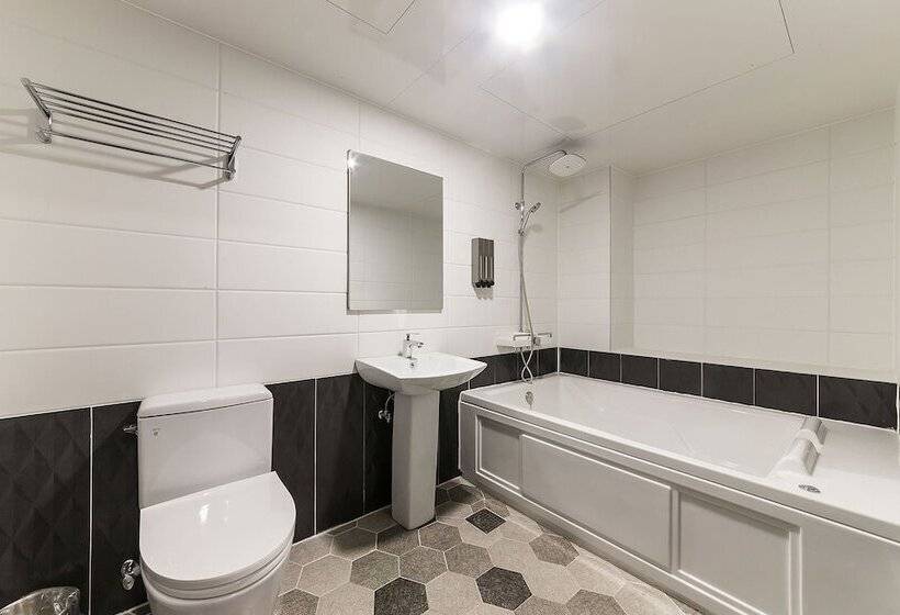 모텔 Suwon Yeongtong K