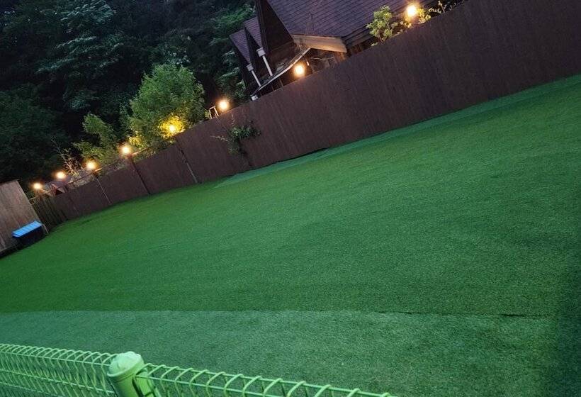 מוטל Yangsan Deokgye Seastar