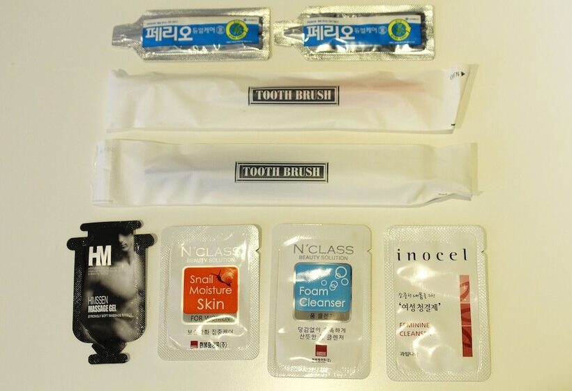 מוטל Yangsan Deokgye Seastar