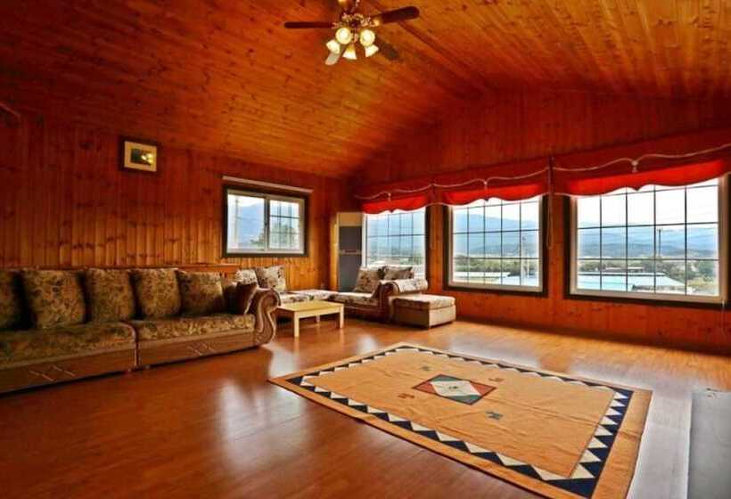 Pocheon Namuhyanggadeuk Pension