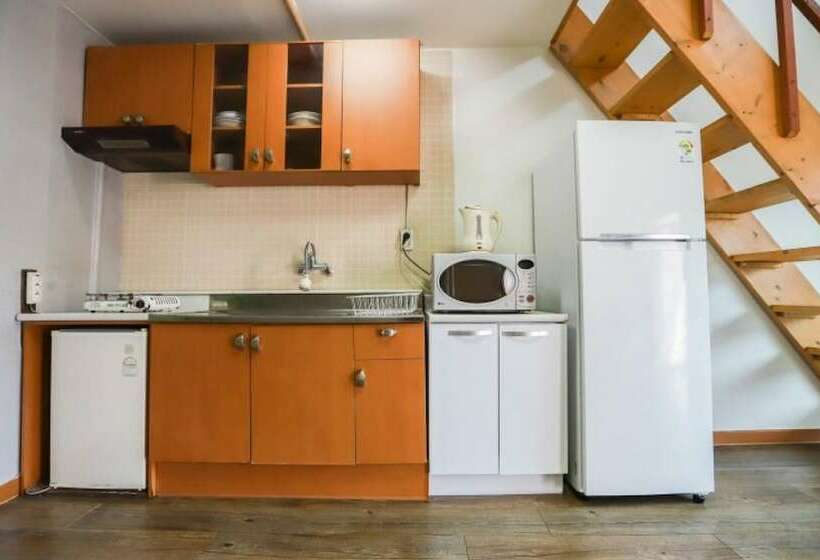 Pyeongchang White Castle Pension