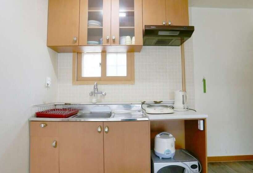 Pyeongchang White Castle Pension