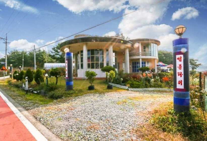 Taean  Sunflower Pension