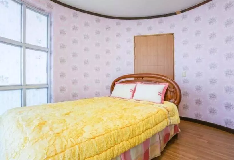 Taean  Sunflower Pension