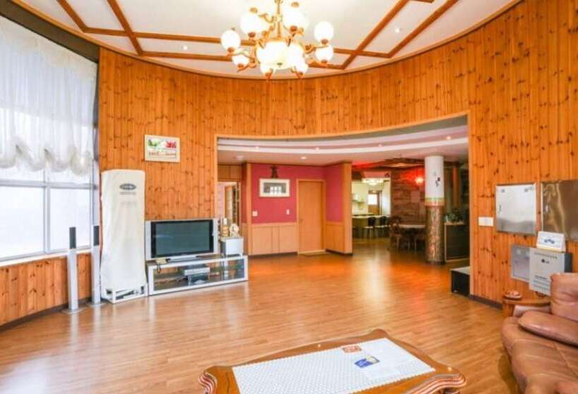 Taean  Sunflower Pension