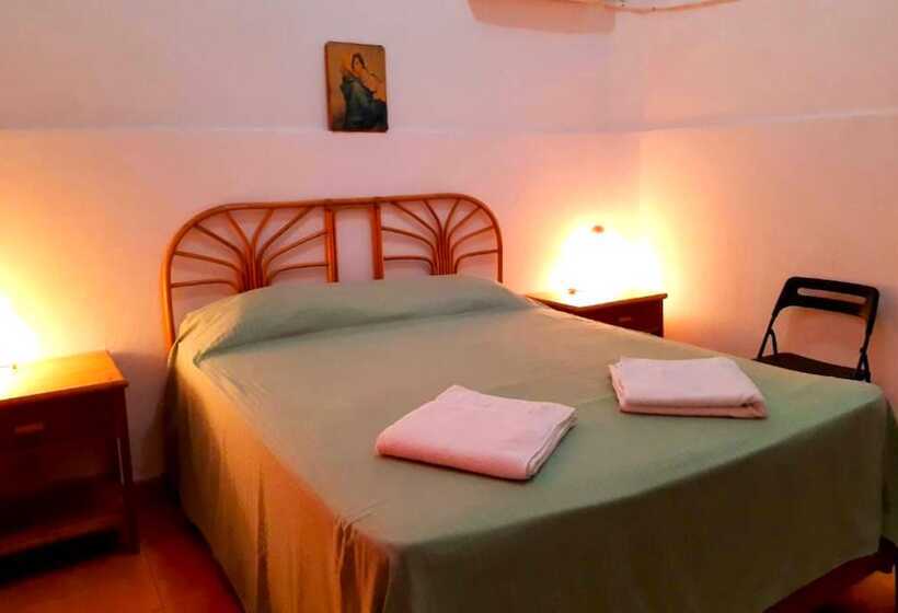 Aparta Hotel Casa Clara