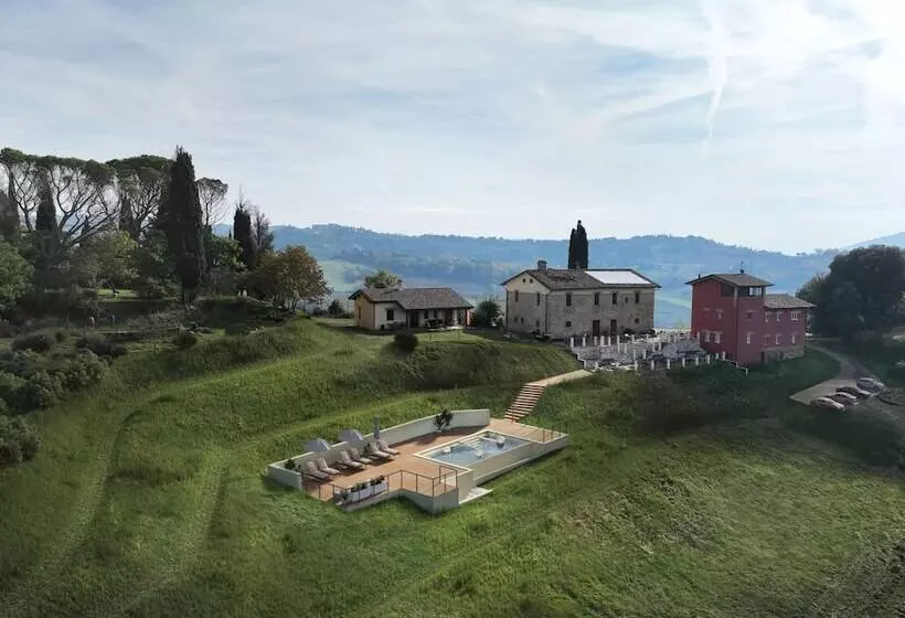 Aamiaismajoitus (B&B) Agriturismo Il Sarale   Umbria