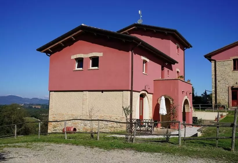 Aamiaismajoitus (B&B) Agriturismo Il Sarale   Umbria