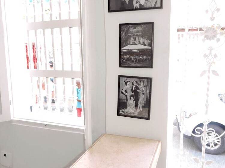 ベッドアンドブレックファースト Casa Biscanna