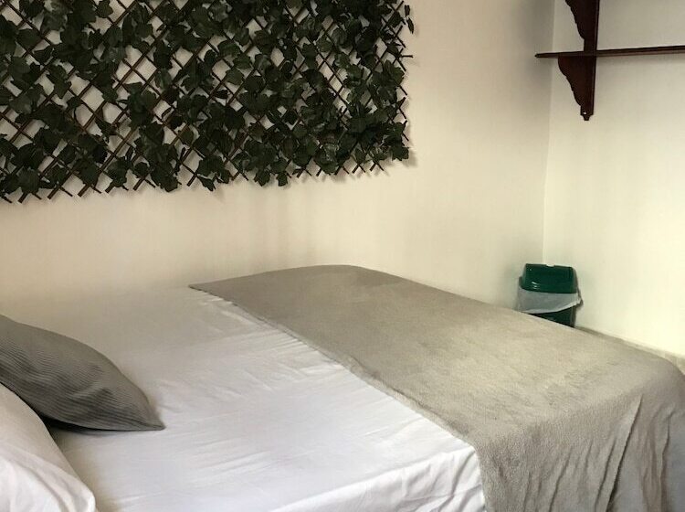 ベッドアンドブレックファースト Casa Biscanna