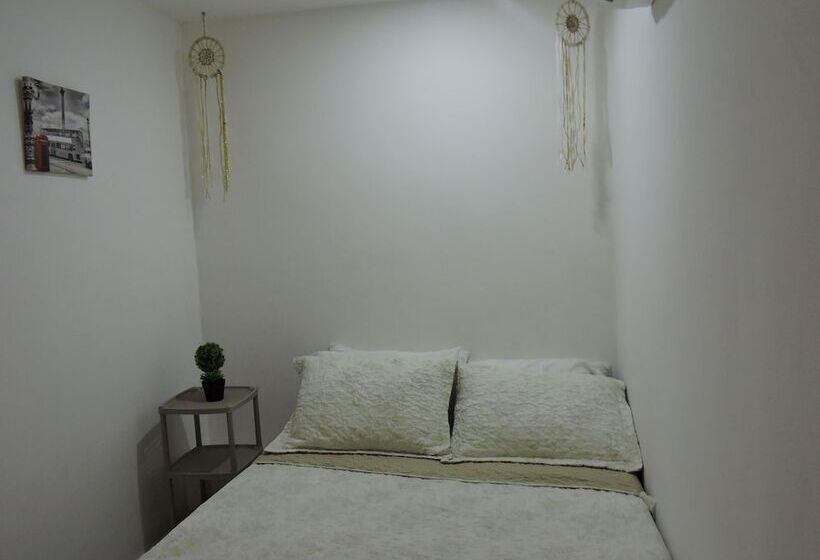 ベッドアンドブレックファースト Casa Biscanna