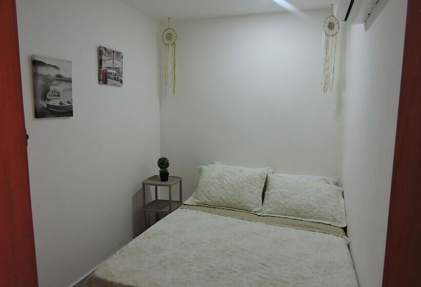 ベッドアンドブレックファースト Casa Biscanna