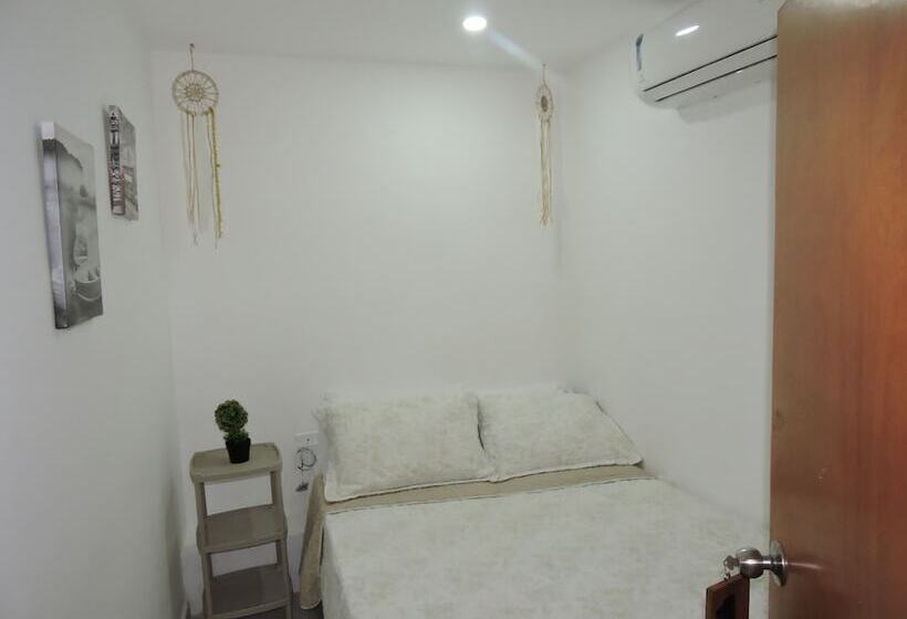 ベッドアンドブレックファースト Casa Biscanna