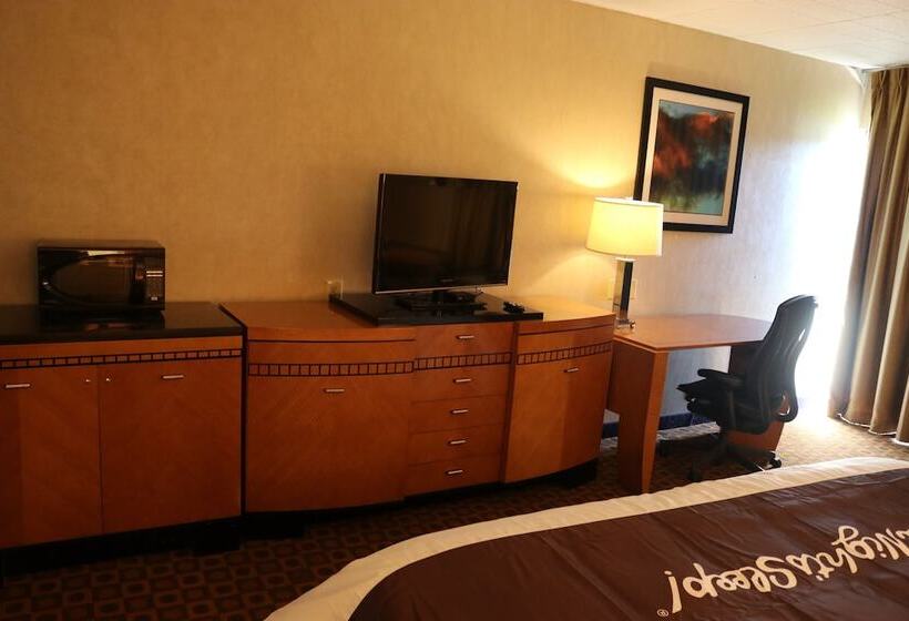 فندق Bradley Inn