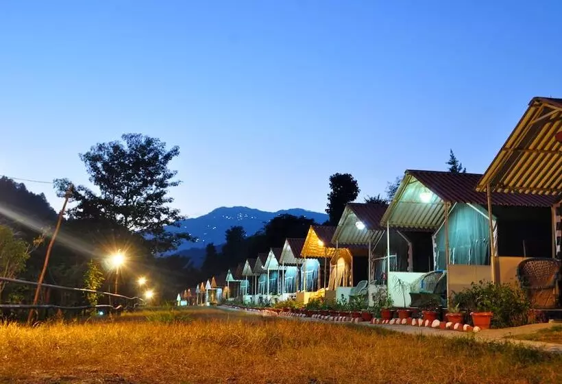 ホテル Camp High 5 Jayalgarh