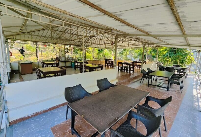 Отель Camp High 5 Jayalgarh