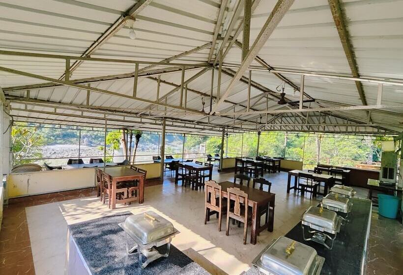 Отель Camp High 5 Jayalgarh