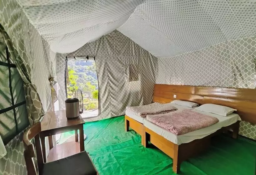 ホテル Camp High 5 Jayalgarh