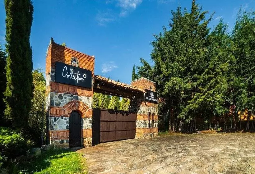 ホテル El Roble Resort