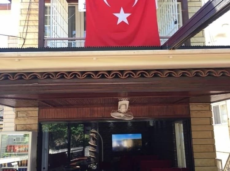 בית מלון כפרי Gorkemli