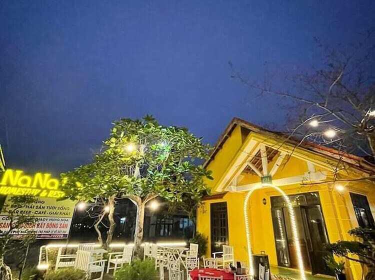 هتل Nana Lee Homestay & Restaurant