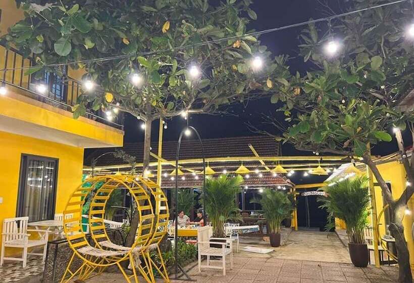 هتل Nana Lee Homestay & Restaurant