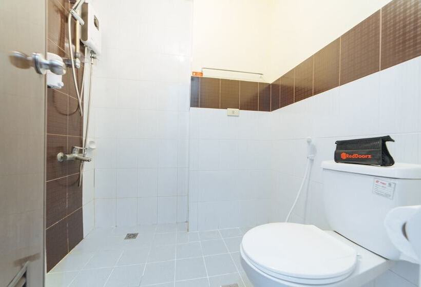 Hotel Reddoorz Plus Near Ck Square Cainta