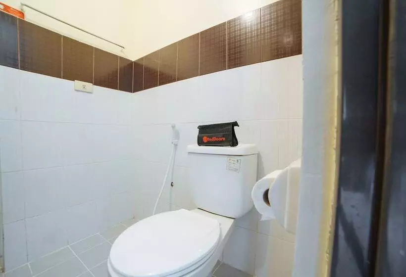 ホテル Reddoorz Plus Near Ck Square Cainta