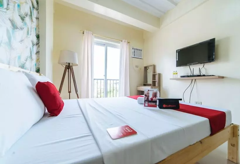 ホテル Reddoorz Plus Near Ck Square Cainta