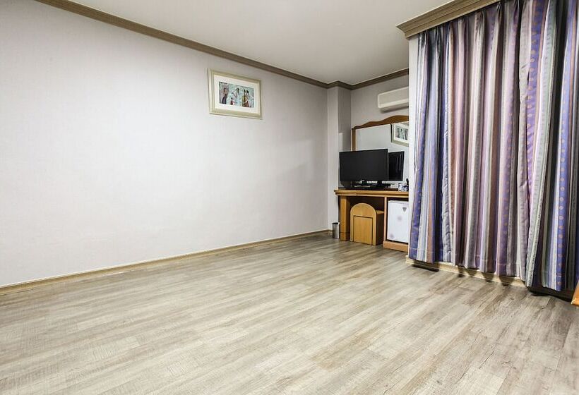 モーテル Yangyang Naksan Haemaru