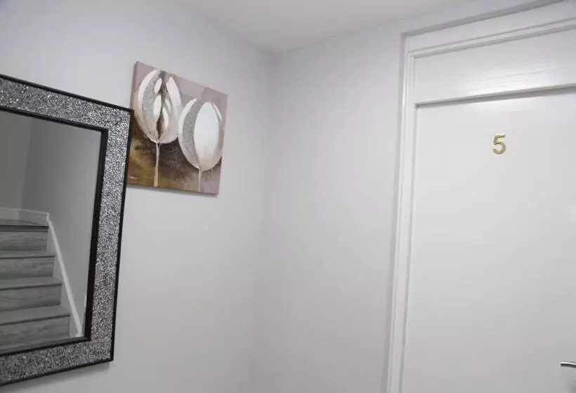 Majatalo Room In House   Aa Guest Room5