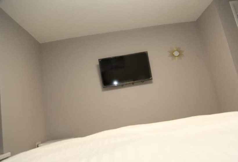 Pension Room In House   Aa Guest Room5