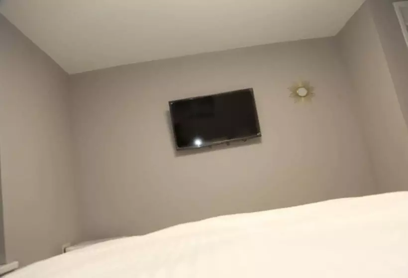 Majatalo Room In House   Aa Guest Room5