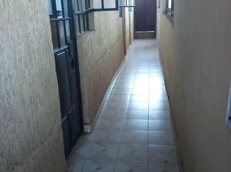 پانسیون Bahamas Resort