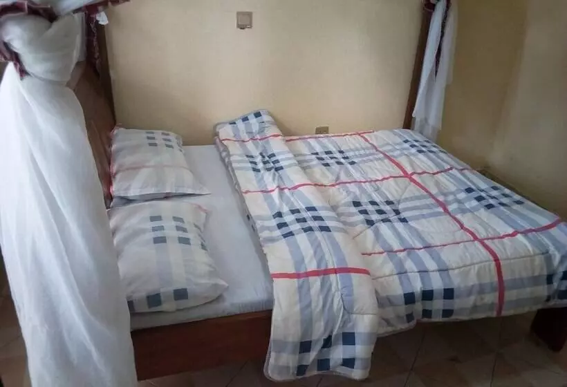 پانسیون Bahamas Resort