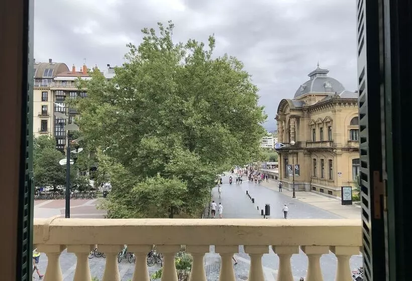 Majatalo Belle époque Self Check In Guest House - Adults Only