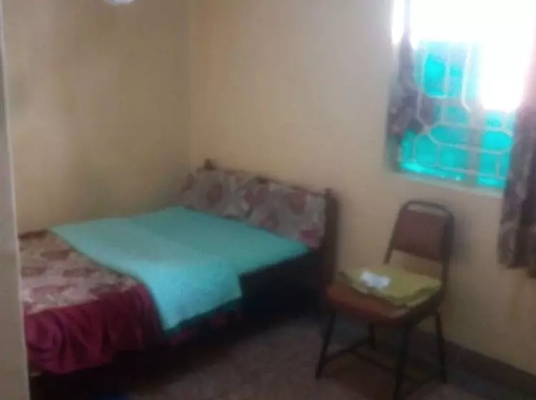 پانسیون Junction Guest House