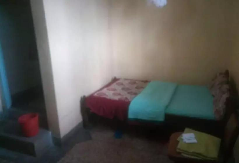 پانسیون Junction Guest House