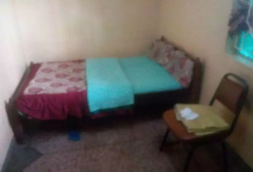 پانسیون Junction Guest House