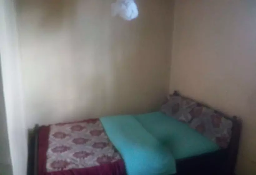 پانسیون Junction Guest House