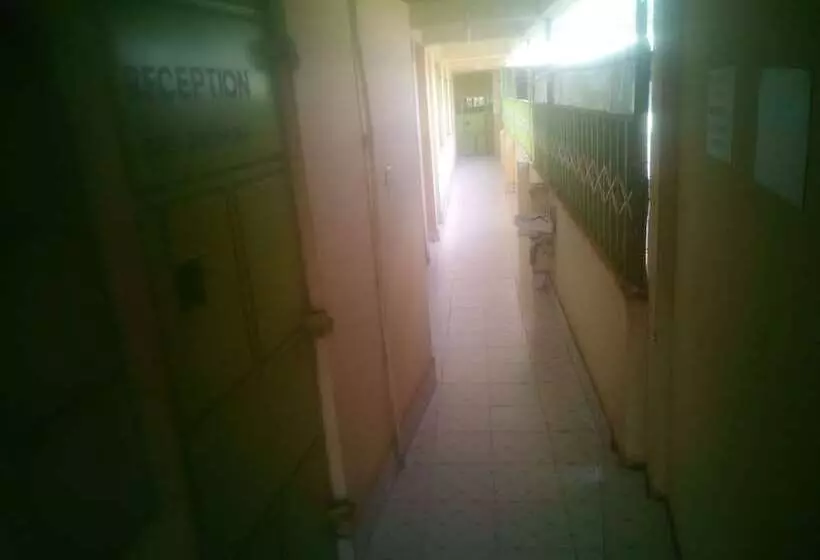پانسیون Junction Guest House