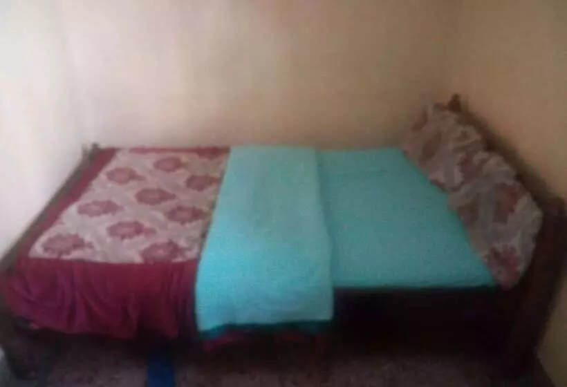 پانسیون Junction Guest House