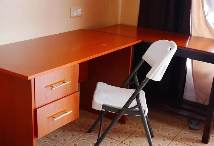 پانسیون Namelok Retreat Centre