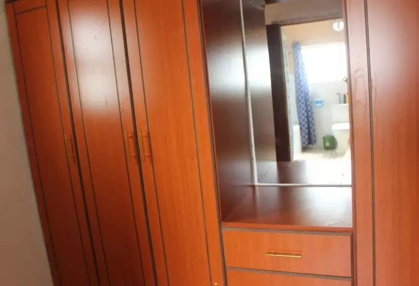 پانسیون Namelok Retreat Centre