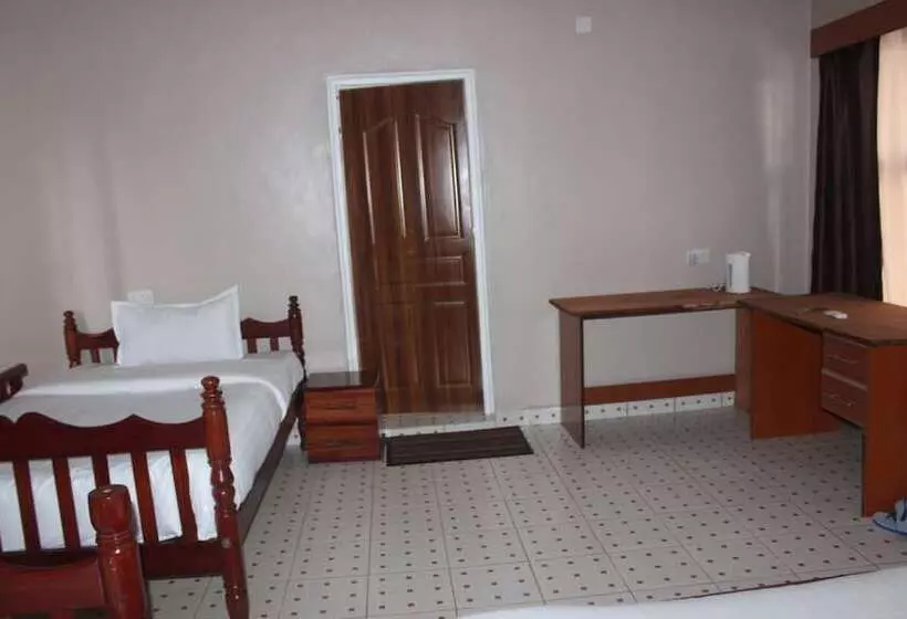 پانسیون Namelok Retreat Centre