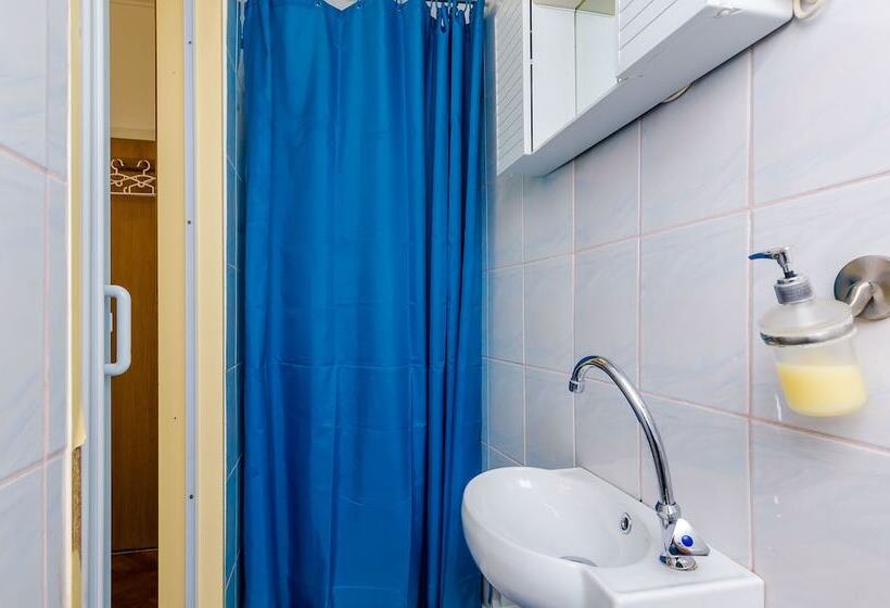 פנסיון Room Bruna