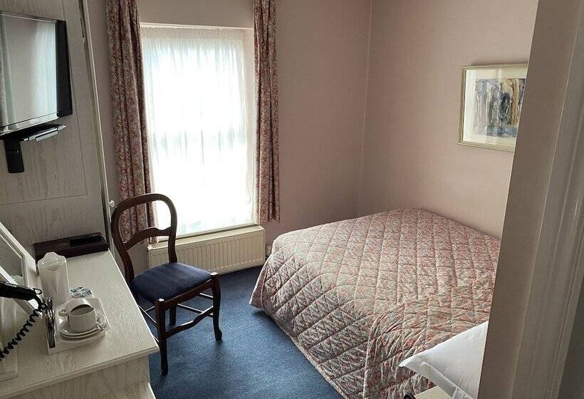 بنسيون The Bosun