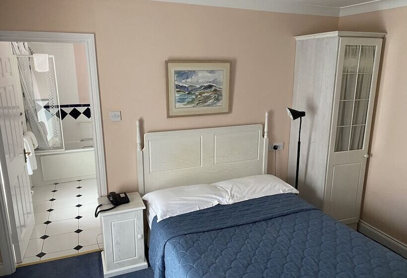 بنسيون The Bosun