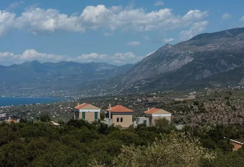 Searocks Exclusive Villas Resort