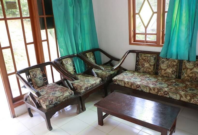 הוסטל Suparman Homestay